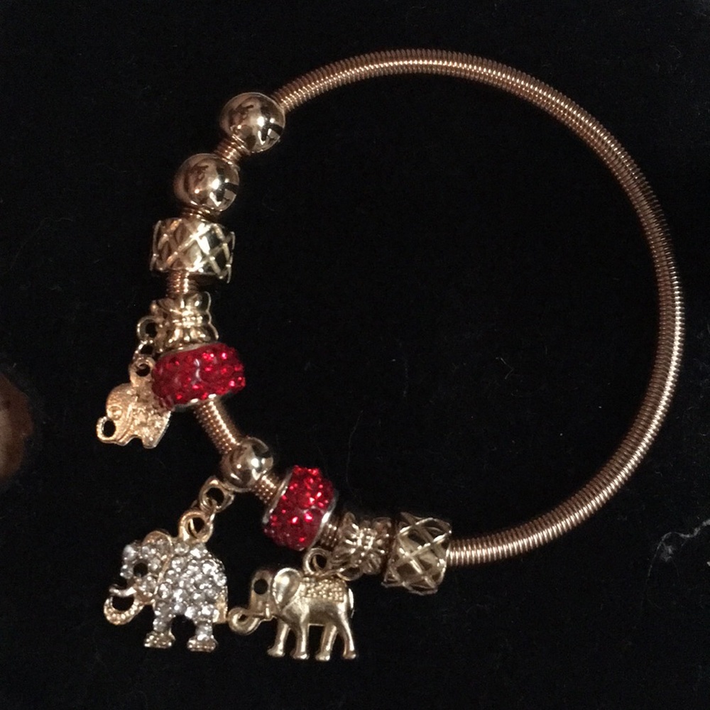 Bracelet